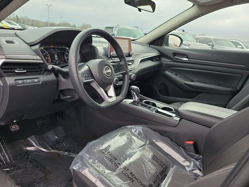 Certified 2024 Nissan Altima 2.5 SV image 19