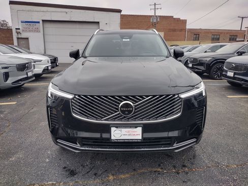 New 2026 Volvo XC90 B6 Plus w/ Protection Package image 5