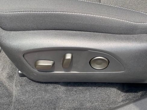Used 2026 Chevrolet Traverse LT w/ Driver Confidence Package AWD/4WD image 29