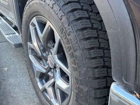 Used 2023 GMC Sierra 1500 SLE image 11