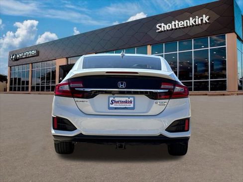 Used 2018 Honda Clarity Touring image 8