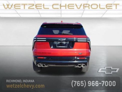 New 2026 Chevrolet Traverse RS w/ LPO, Floor Liner Package AWD/4WD image 4