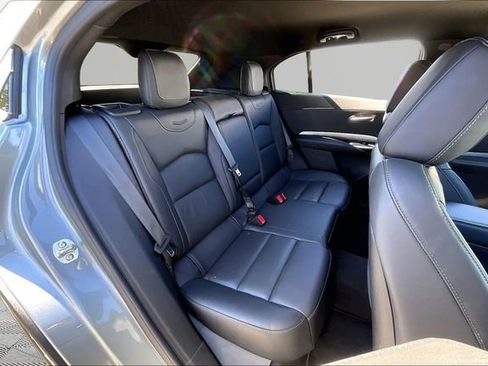 Used 2025 Cadillac XT4 Premium Luxury image 17