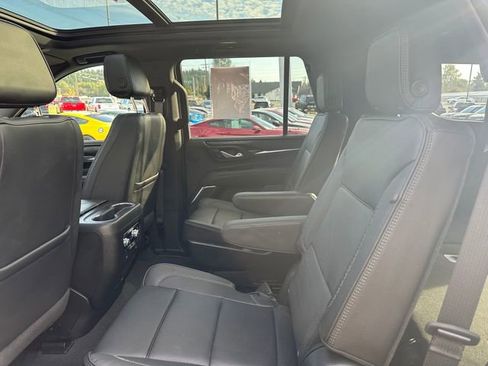 Used 2024 GMC Yukon Denali image 18