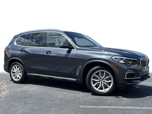 Used 2020 BMW X5 sDrive40i w/ Premium Package image 2