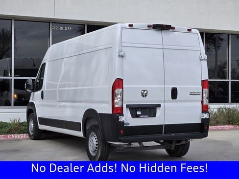 Used 2025 RAM ProMaster 2500 w/ Convenience Group image 5