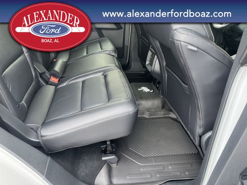 New 2026 Ford Bronco Outer Banks w/ Sasquatch Package image 18