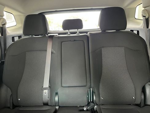 Used 2025 Kia Sportage LX image 38