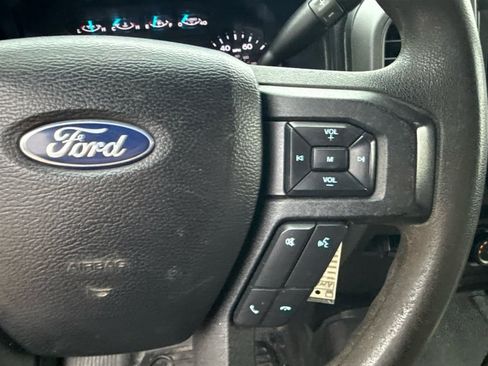 Used 2020 Ford F550 4x4 Regular Cab Super Duty image 16