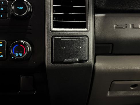 Used 2019 Ford F350 XL w/ Power Equipment Group image 26