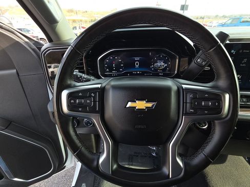 Used 2024 Chevrolet Silverado 3500 LT image 18