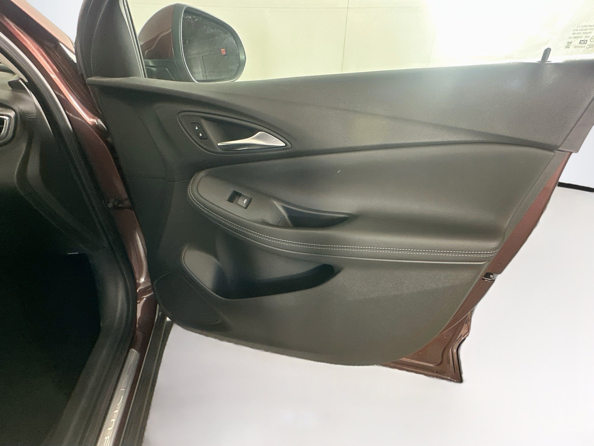 Used 2023 Buick Encore GX Preferred w/ Cold Weather Comfort Package FWD image 29