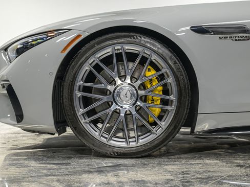 Used 2023 Mercedes-Benz SL 63 AMG 4MATIC image 4