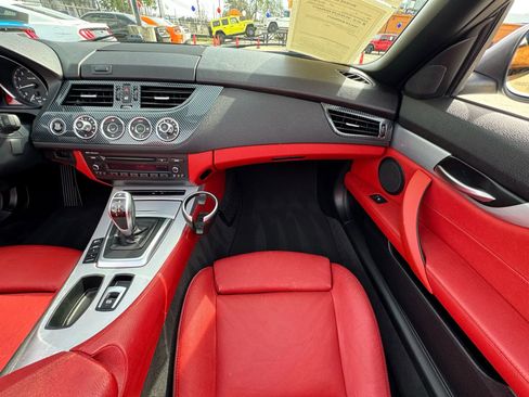 Used 2014 BMW Z4 sDrive35i image 27