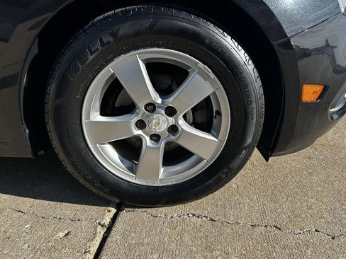 Used 2015 Chevrolet Cruze LT image 28