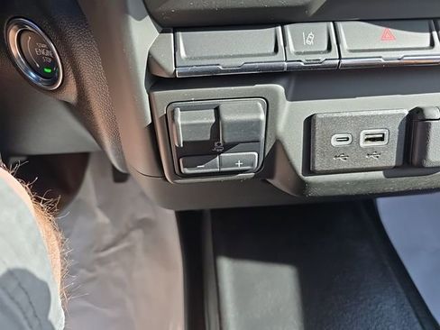 New 2025 GMC Sierra 3500 Pro w/ Convenience Package image 22