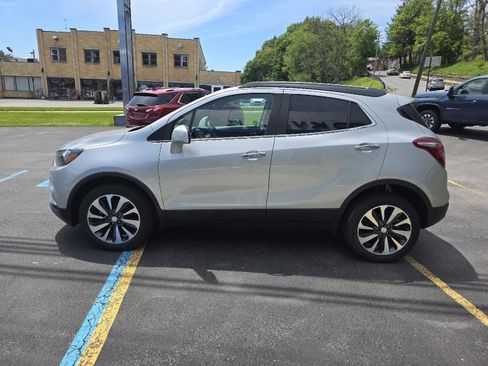 Used 2021 Buick Encore Preferred w/ Safety Package AWD/4WD image 5