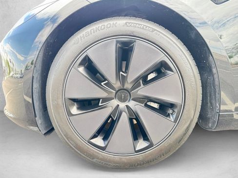 Used 2024 Tesla Model 3 Long Range AWD/4WD image 24