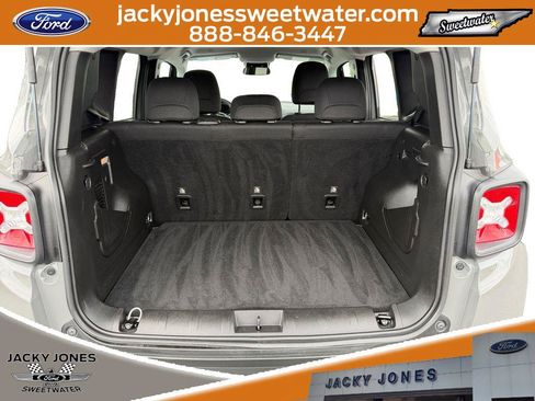 Used 2021 Jeep Renegade Latitude AWD/4WD image 20