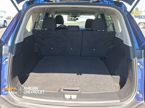 Used 2023 Nissan Rogue S AWD/4WD image 17