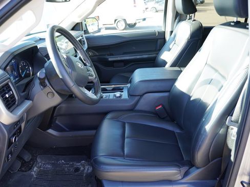 Used 2024 Ford Expedition Max XLT AWD/4WD image 4