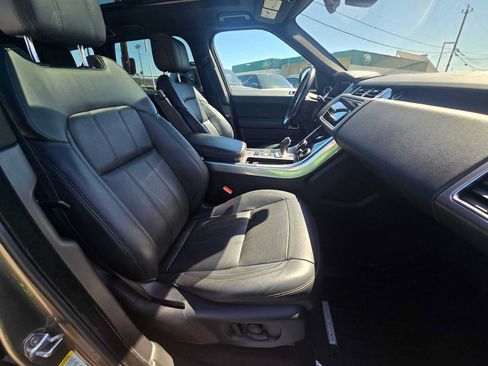 Used 2018 Land Rover Range Rover Sport HSE AWD/4WD image 10