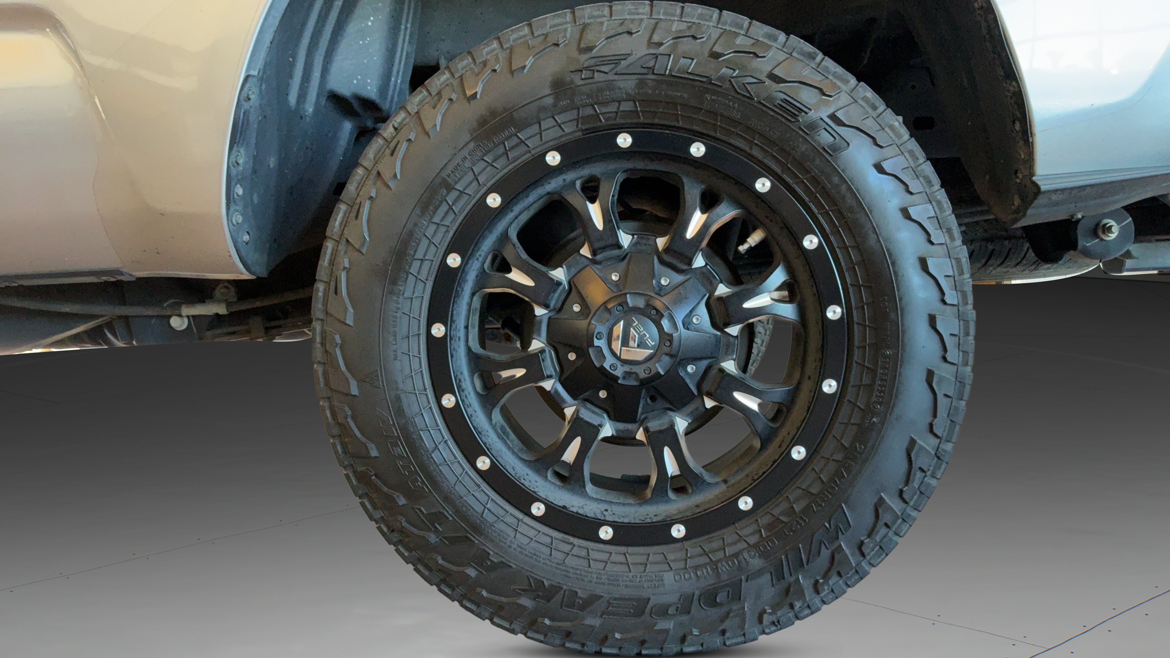 Used 2021 Toyota Tacoma SR5 RWD image 38