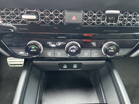 Used 2023 Honda Accord Sport image 18