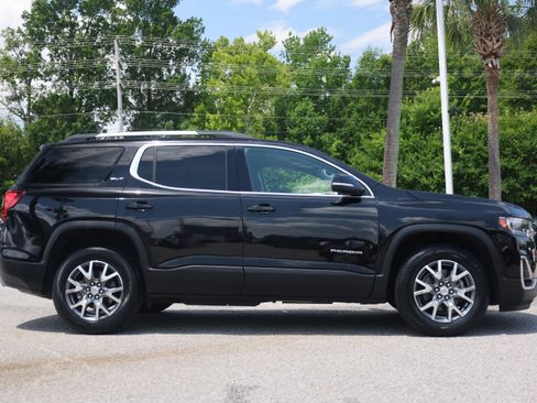 Used 2023 GMC Acadia SLT AWD/4WD image 6