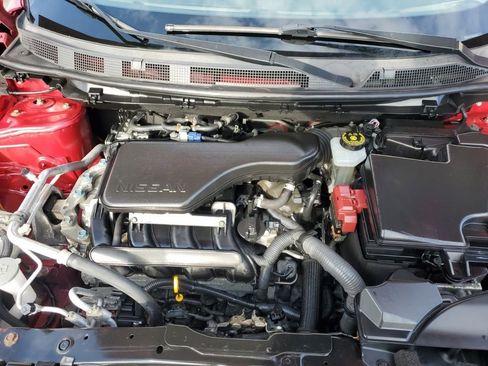 Used 2018 Nissan Rogue Sport SL w/ SL Premium Package image 12