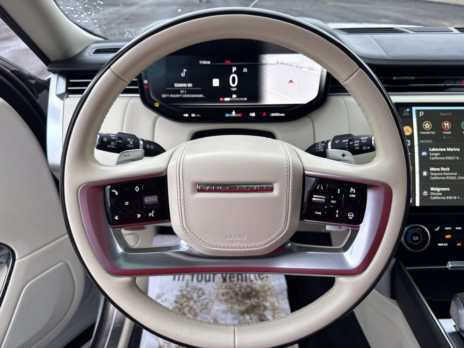 Used 2023 Land Rover Range Rover SE AWD/4WD image 26