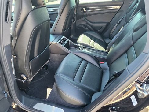 Used 2017 Porsche Panamera 4S image 17