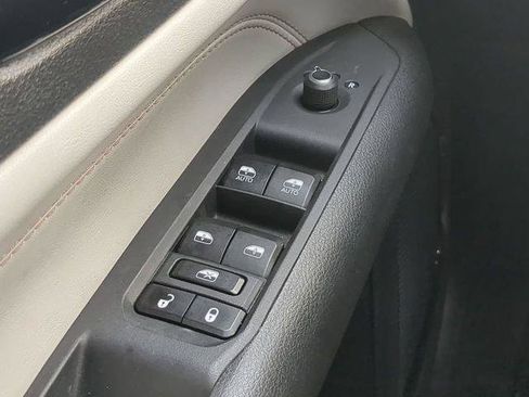 Certified 2025 Jeep Compass Limited AWD/4WD image 27