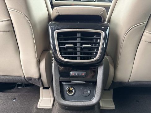 Certified 2022 Lincoln Nautilus Reserve image 16