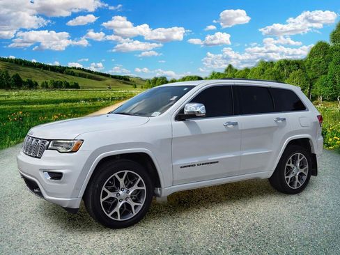 Used 2021 Jeep Grand Cherokee Overland RWD image 2