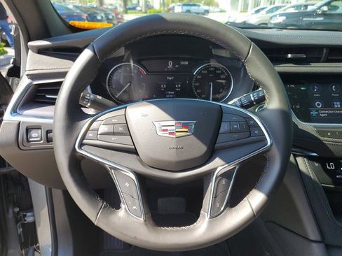 Used 2023 Cadillac XT5 Luxury FWD image 57
