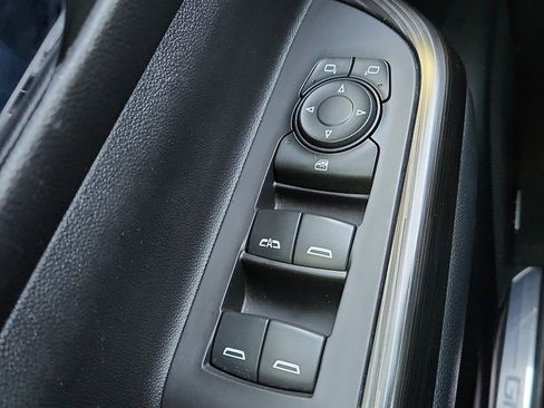 Used 2019 GMC Acadia SLT image 22