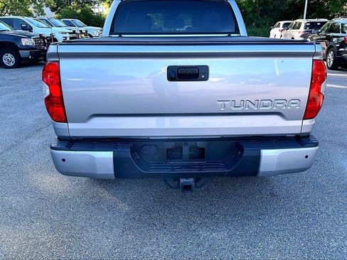 Used 2020 Toyota Tundra Limited w/ Limited Premium Package AWD/4WD image 10