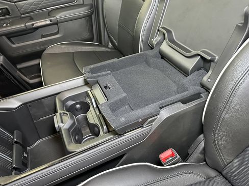 New 2026 RAM 3500 Limited AWD/4WD image 36