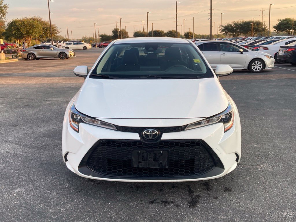 Certified 2022 Toyota Corolla LE FWD image 2