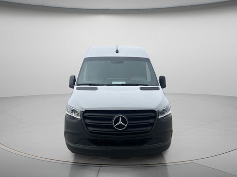 Certified 2024 Mercedes-Benz Sprinter 2500 image 7