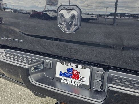 Used 2023 RAM 2500 Limited AWD/4WD image 16