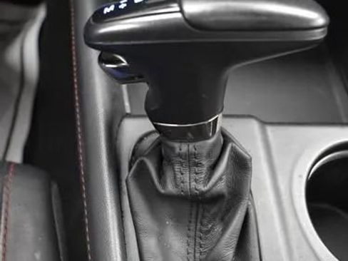 Used 2024 Dodge Durango GT image 35