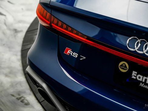 Used 2024 Audi RS 7 Performance w/ Executive Package image 29