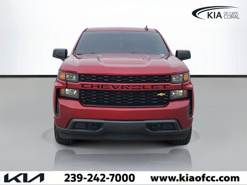 Used 2020 Chevrolet Silverado 1500 Custom w/ Custom Value Package RWD image 2