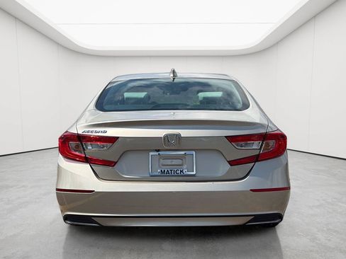 Used 2018 Honda Accord EX image 7