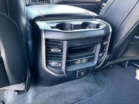 Used 2023 RAM 1500 Laramie AWD/4WD image 28