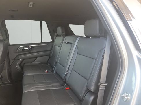Used 2025 Chevrolet Tahoe Z71 AWD/4WD image 14