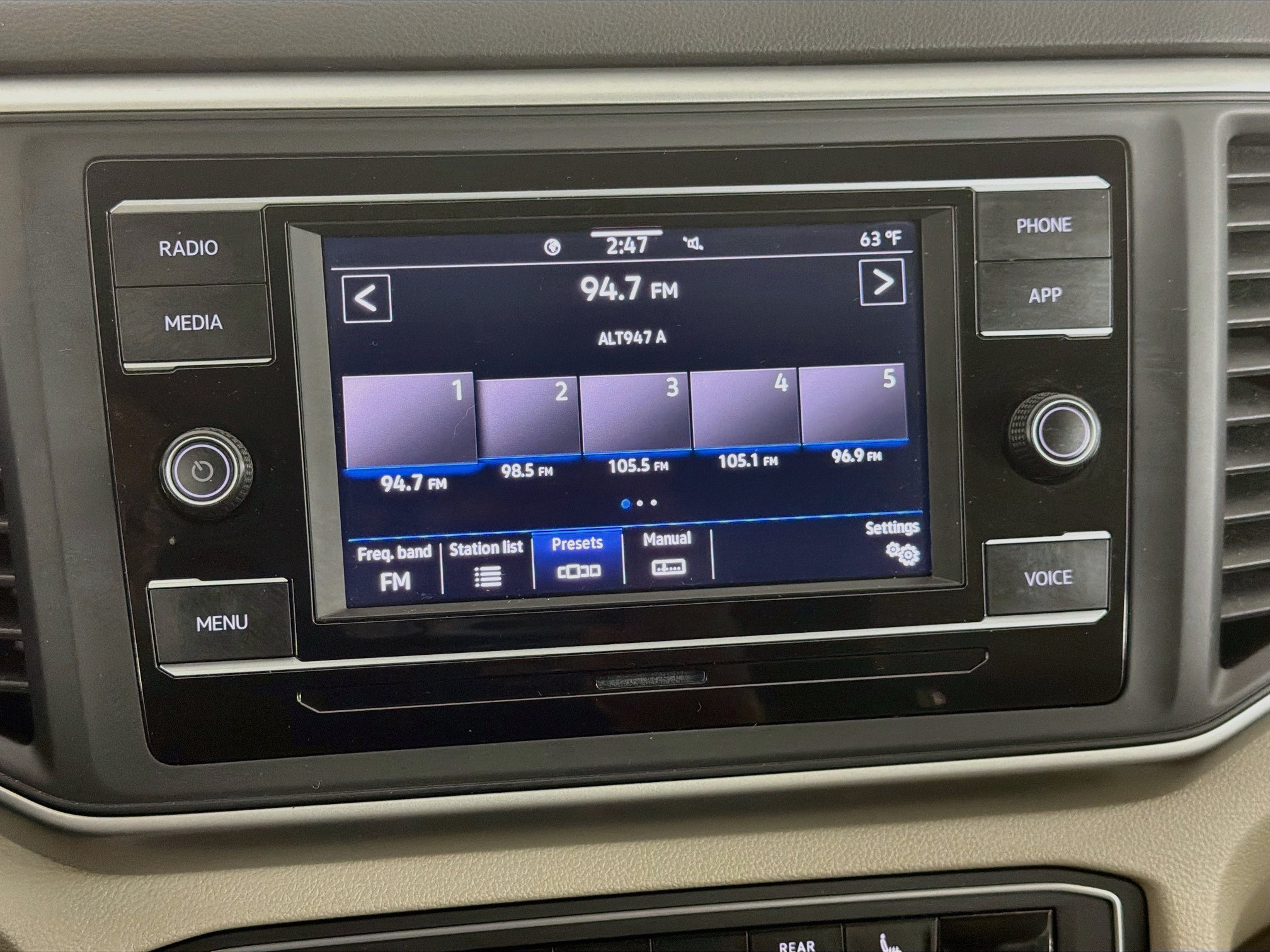 Used 2023 Volkswagen Atlas SE FWD image 21