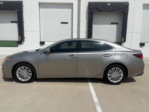 Used 2016 Lexus ES 350 FWD image 6